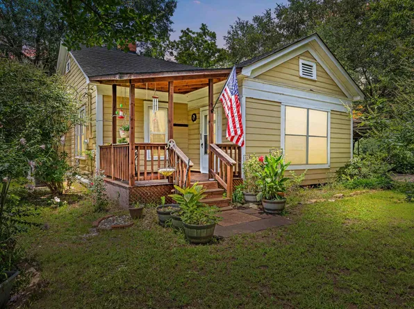 1383 Bailey Cutoff, Marshall, TX 75670