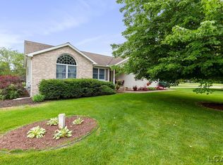 3563 Roberts Meadows Dr N, Tecumseh, MI