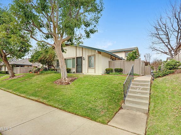 3rd image of 1725 E Avenida De Las Flores
