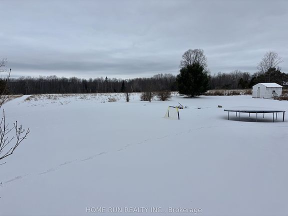 3rd image of 3447 Greenland Rd
