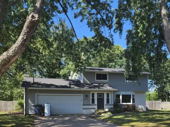 1760 Eloise Dr, Muskegon, MI 49444