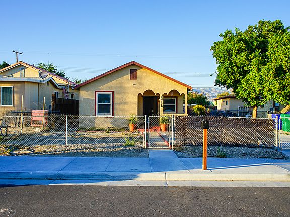 4th image of 84176 Corregidor Ave