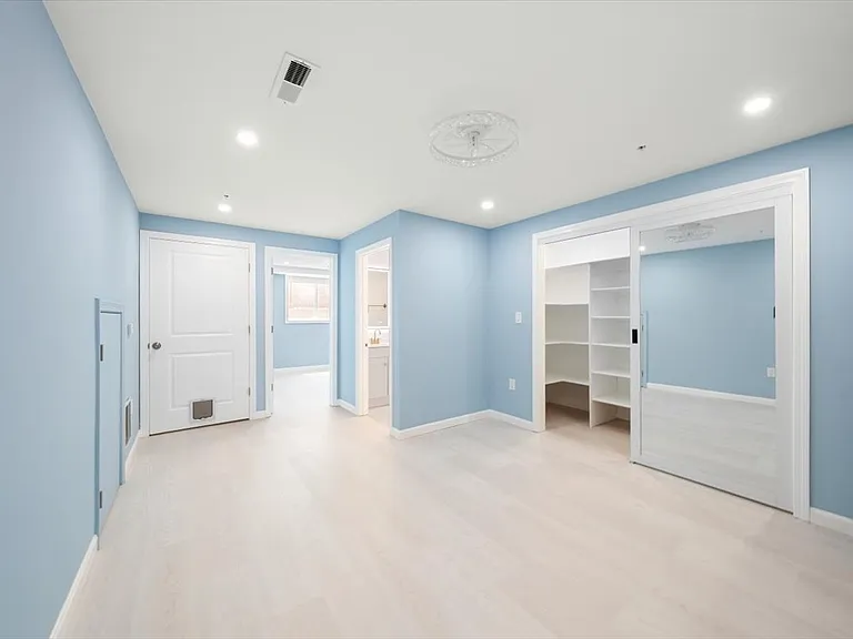 6 Bates St #A — Photo 22