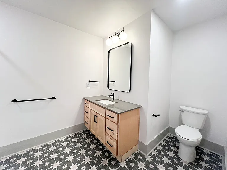 1338 Main Street — Photo 22