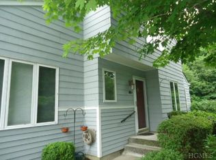 44 Maple Hill Dr, Mahopac, NY 10541