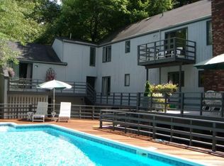 60 Old Oaken Bucket Rd, Scituate, MA 02066