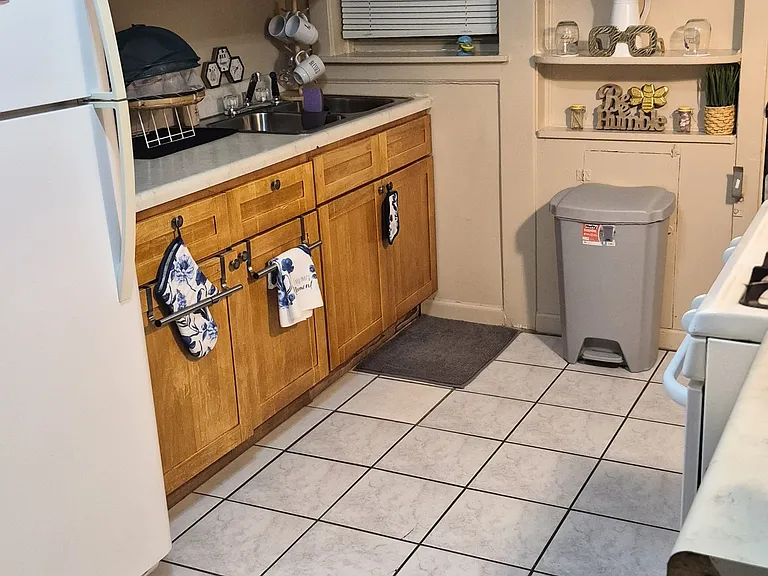 10212 S King Dr #3E — Photo 6