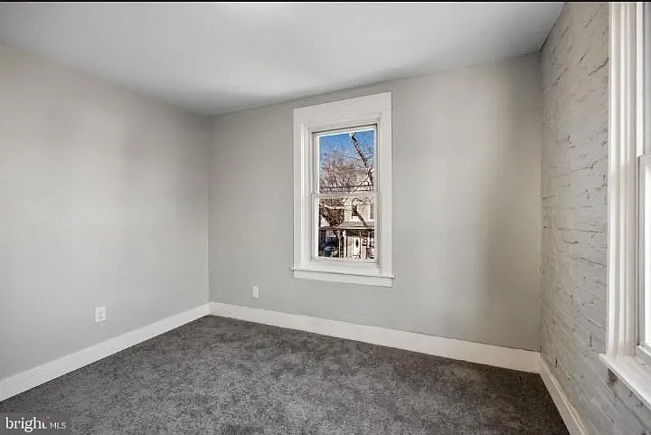 313 Delaware Ave #2 — Photo 12