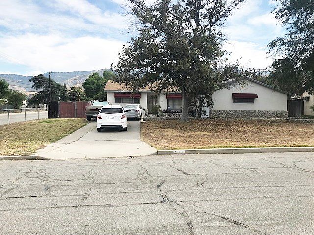 2nd image of 1410 E Alto Dr