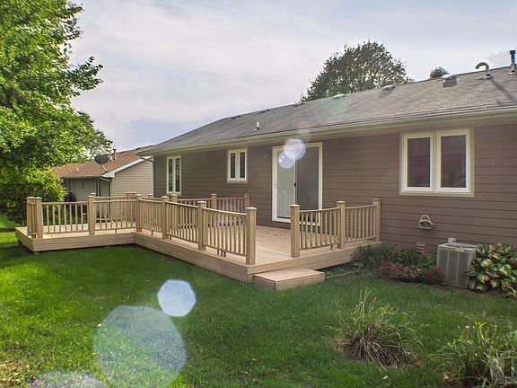 5th image of 2306 McMullin Dr