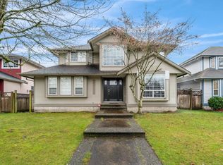 15476 110th Ave, Surrey, BC V3R 0X1