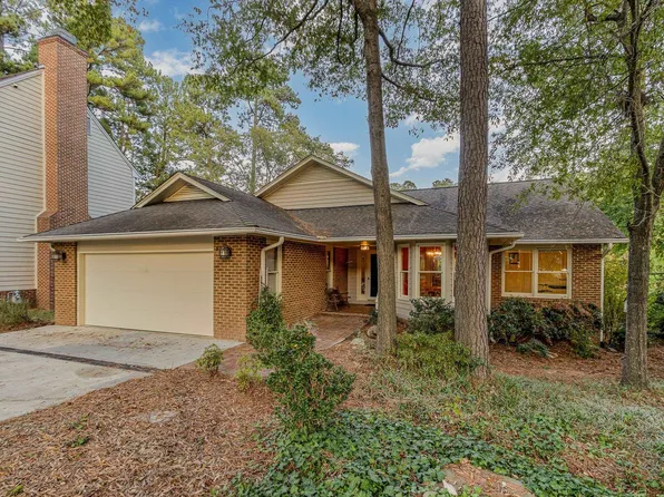 110 Lakeshore Dr, Durham, NC 27713