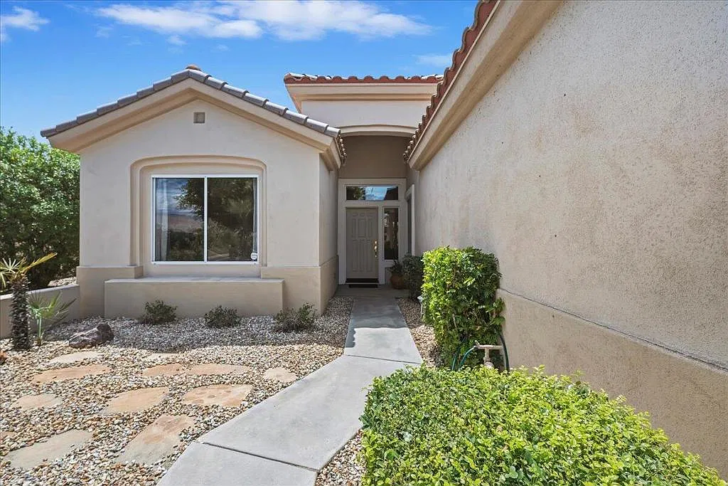 3 bed, 1664 sqft, $3,000 — Photo 3