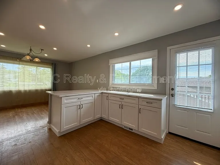 1645 Highland Blvd — Photo 5