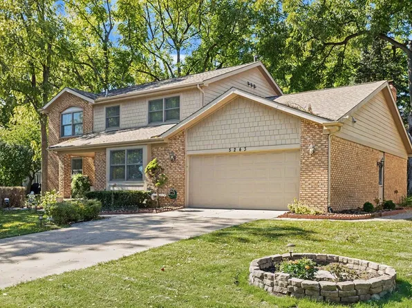 5243 Collington Dr, Troy, MI 48098