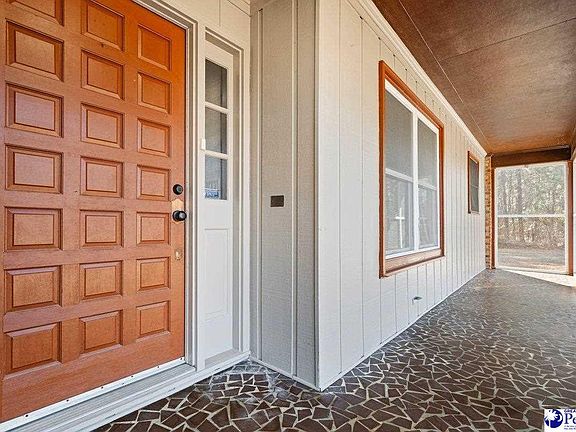 5th image of 202 E Twin Church Rd