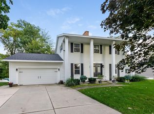18096 Trudy Dr, Spring Lake, MI 49456