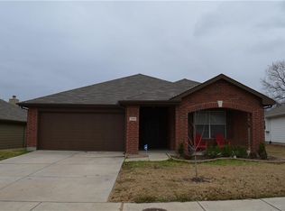 1764 Nina Dr, Grand Prairie, TX 75051
