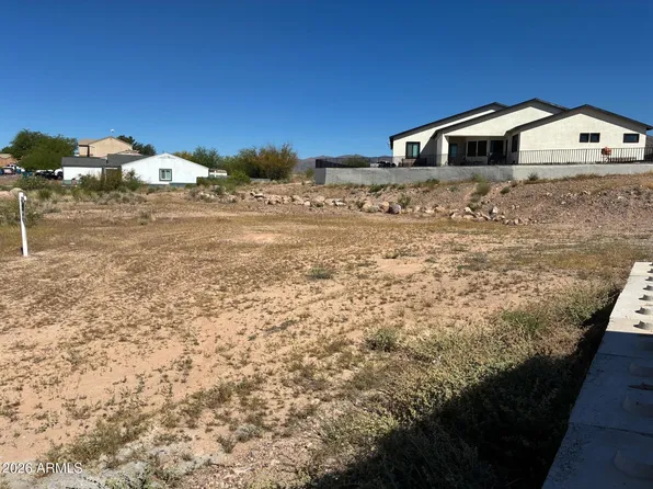 393 W Highlands Drive W #35, Superior, AZ 85173