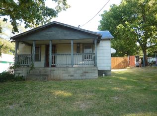 1323 W Livingston St, Springfield, MO 65803