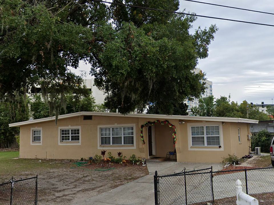 1st image of 7333 Kingsbury Cir