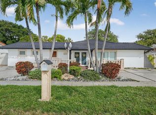 Lizzy Sub Sec 2, Miami, FL 33165