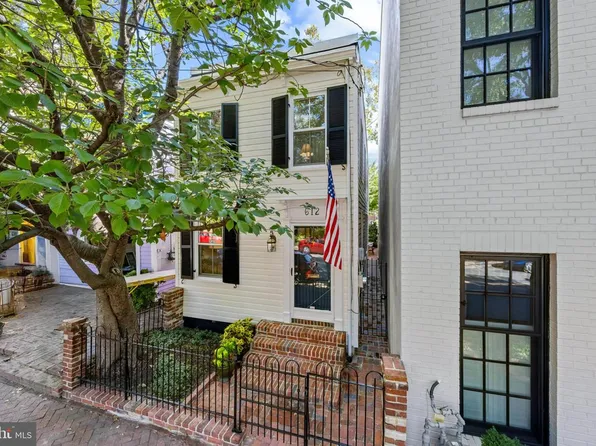 612 S Saint Asaph St, Alexandria, VA 22314
