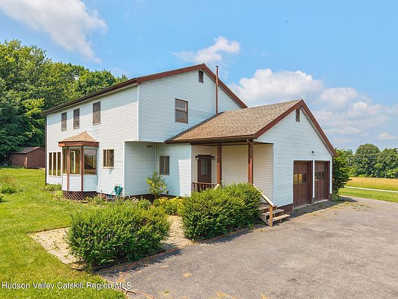 2nd image of 530 Colby Road