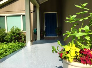 52040 Old Post Ln, Granger, IN 46530