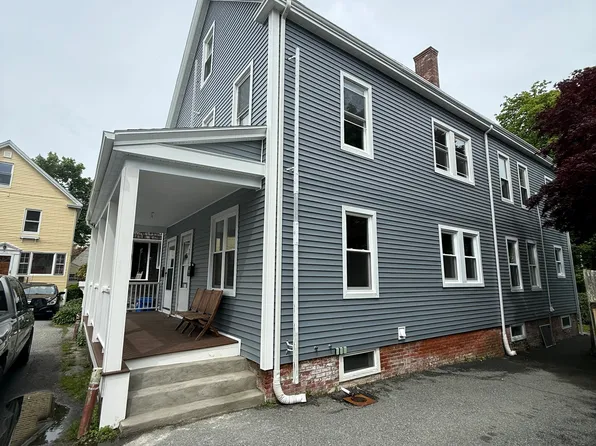 13 Ellwood Pl #1, Newport, RI 02840