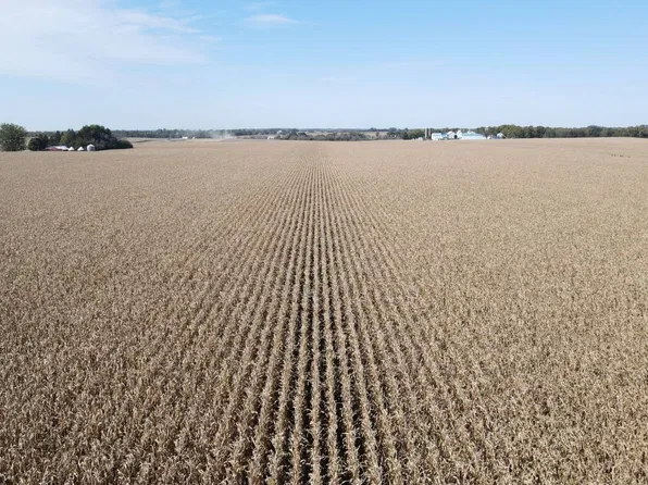 3970 C Avenue Ext, Alburnett, IA 52202