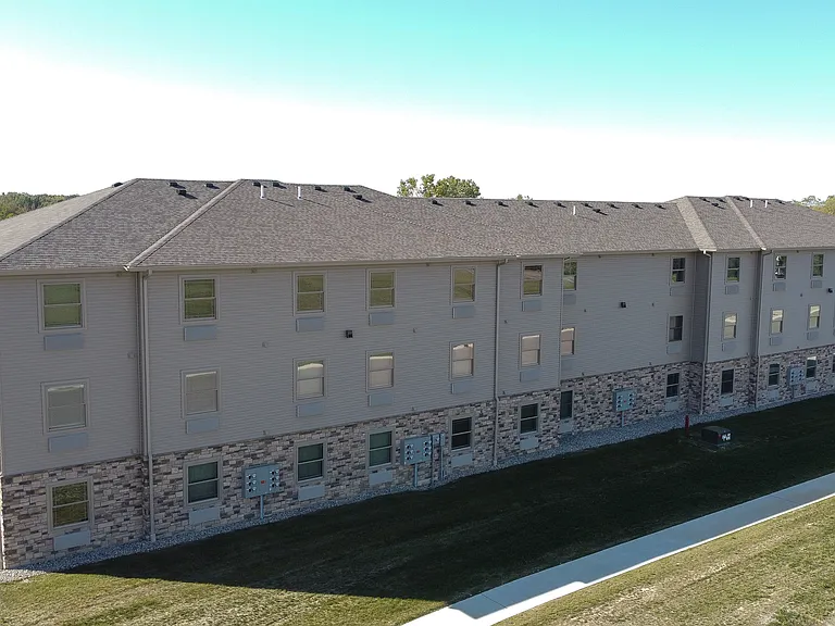 Crossroads Place Apartments — Photo 63