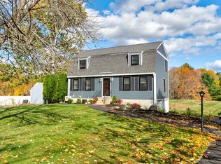 45 Damren Rd, Derry, NH 03038