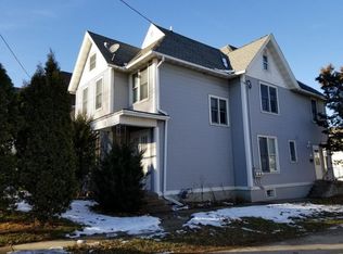 306 E Sumner St, Hartford, WI 53027