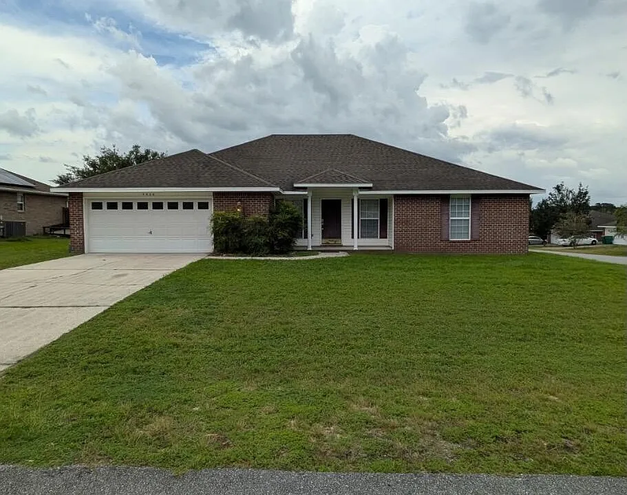 5211 Moore Loop