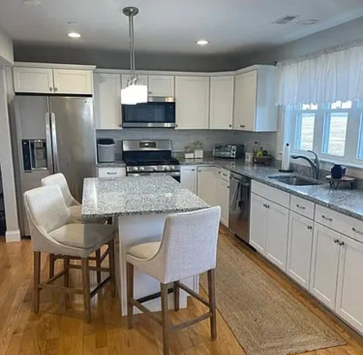 3 bed, 1536 sqft, $3,800 — Photo 3