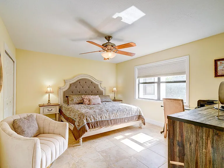 1289 NE Ocean Blvd #10 — Photo 21