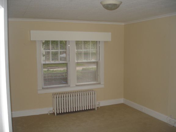 5th image of 197 Barton Ave