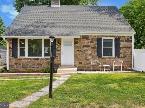 2301 Patton Rd, Roslyn, PA 19001