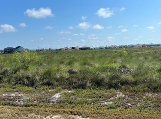 663-664 Northwest Dr, Rockport, TX 78382