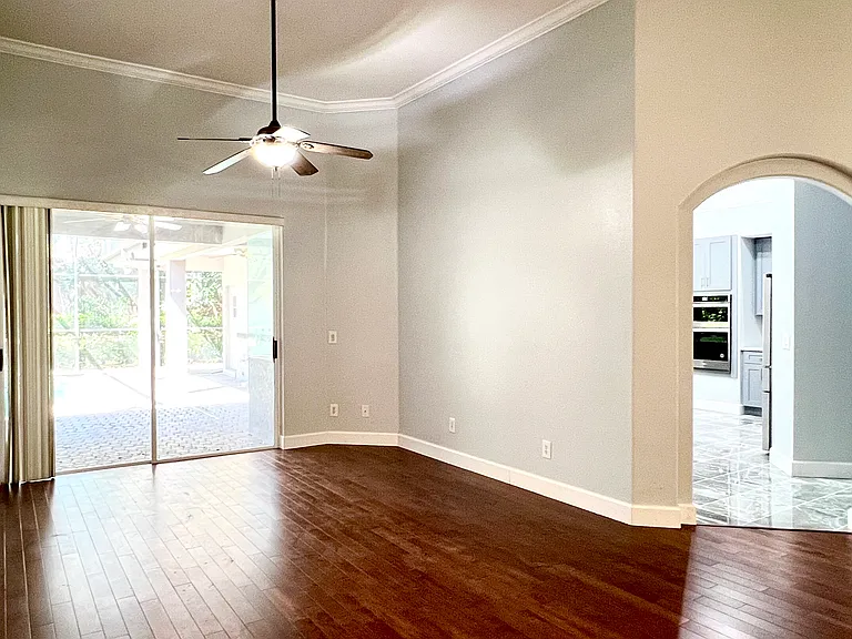 885 Oak Landings Ct — Photo 7