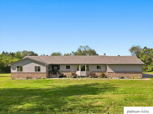 17004 18th St, Plattsmouth, NE 68048