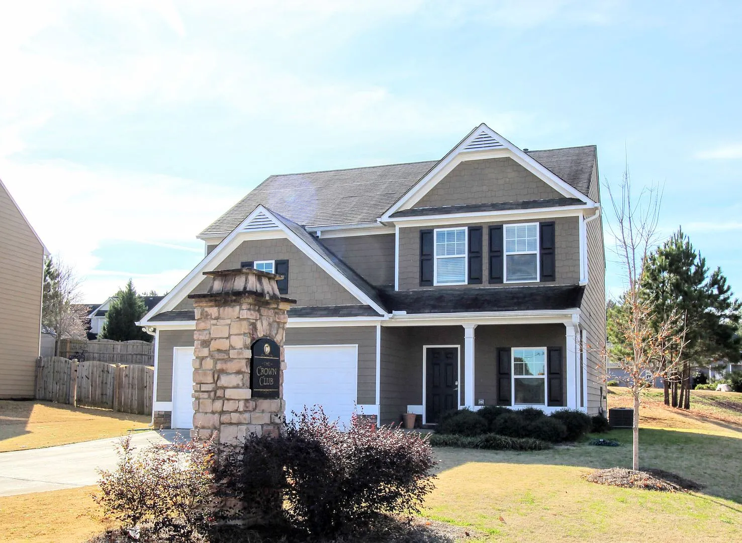 Beautiful Modern Dallas GA Home — Photo 2