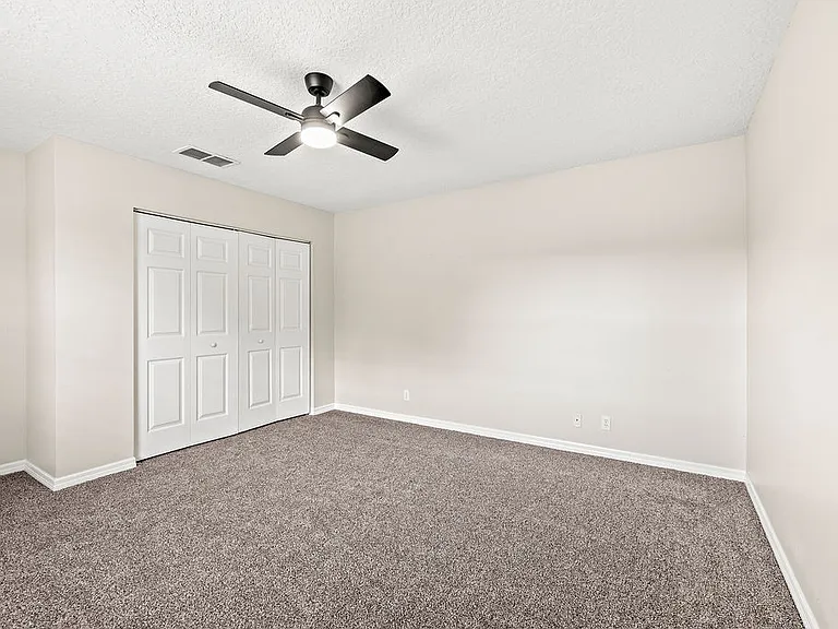 1542 N Lawnwood Cir #37D — Photo 21