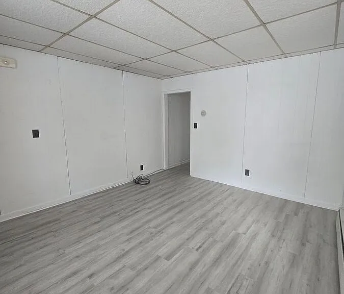 533 W Broadway #1 — Photo 4