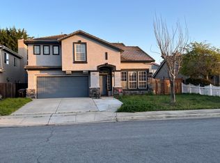 1527 Cottonwood Dr, Salinas, CA 93905