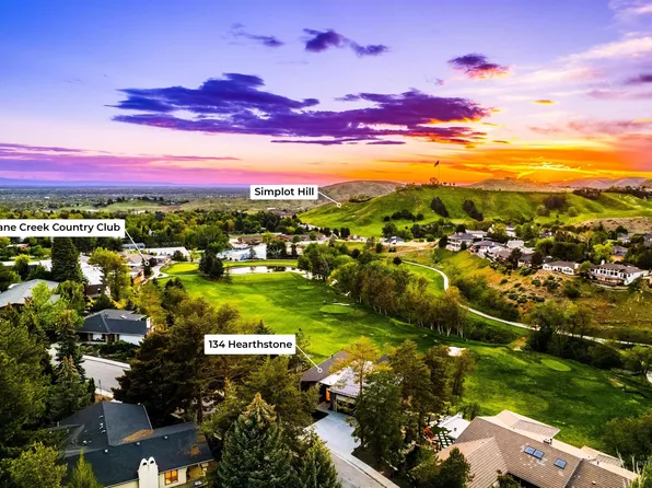 134 E Hearthstone Dr, Boise, ID 83702