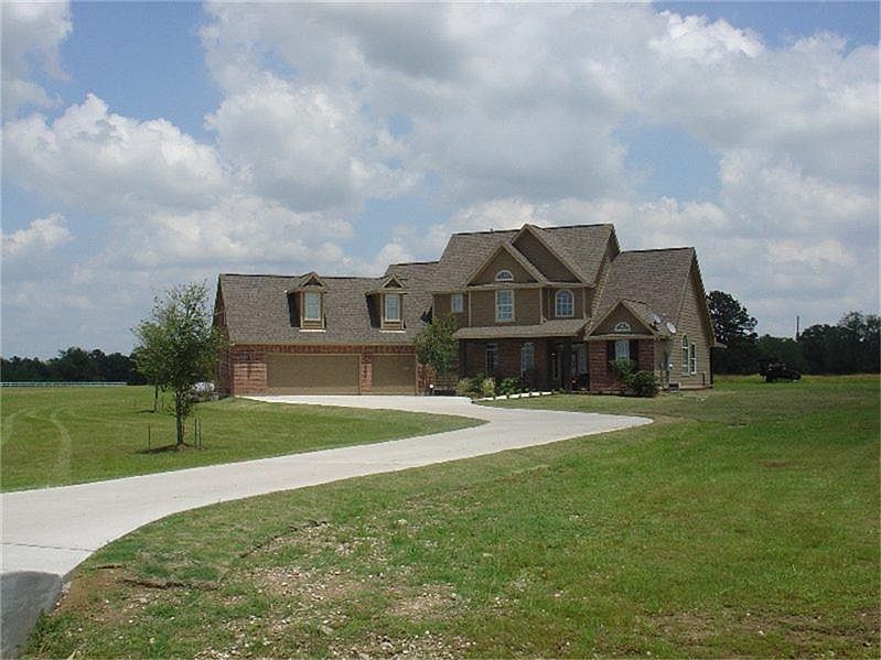 Beautiful custom 5-4-3 home on 4.5 acre lot in Creek Ridge Farms.