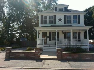 216 Rice St, Pawtucket, RI 02861