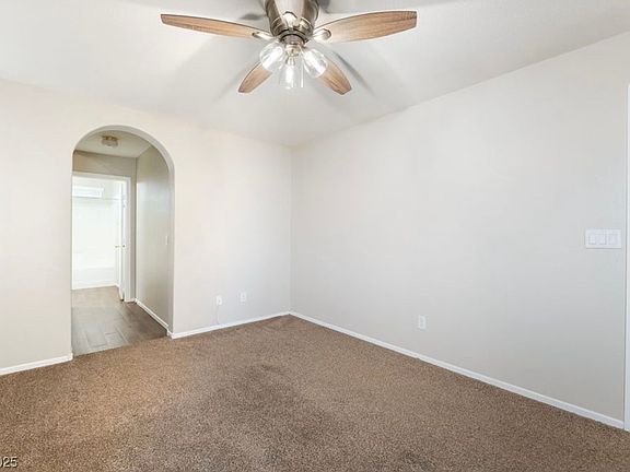 5th image of 9633 Deer Park Ave
